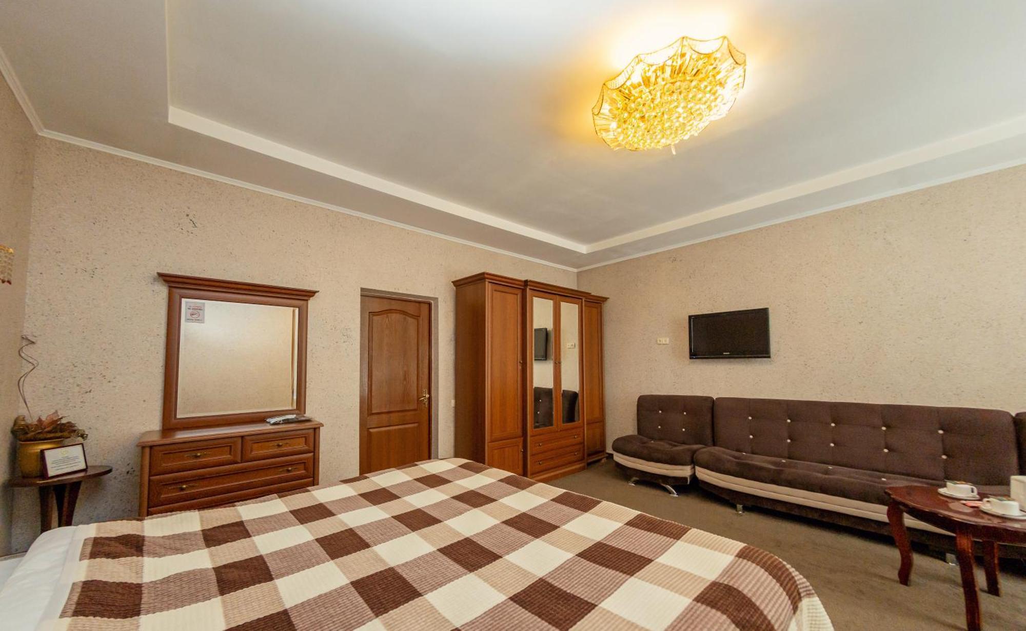 Hotel Ajour Almaty Exterior foto