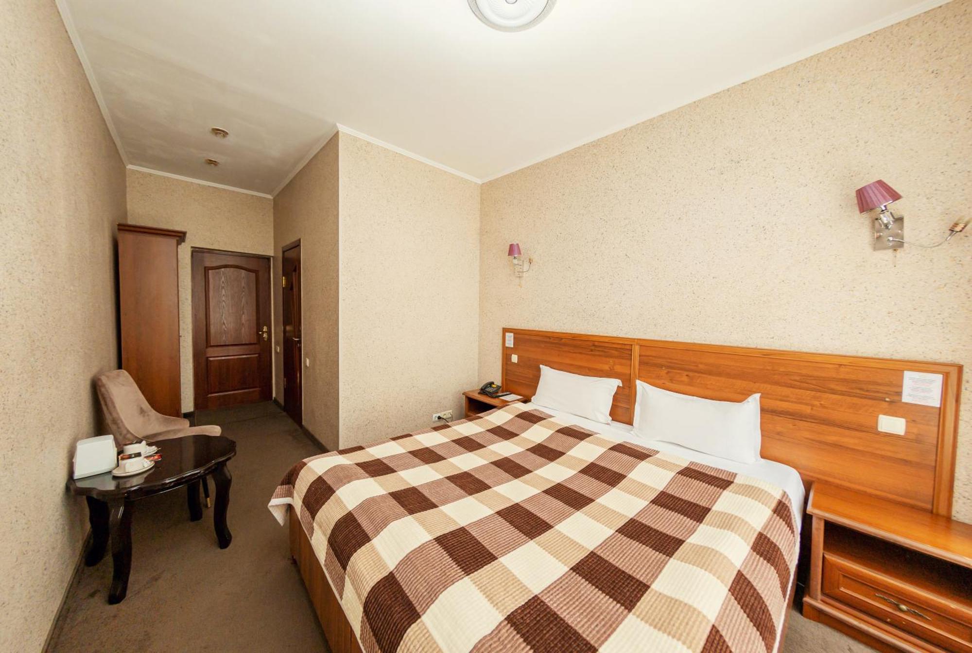 Hotel Ajour Almaty Exterior foto