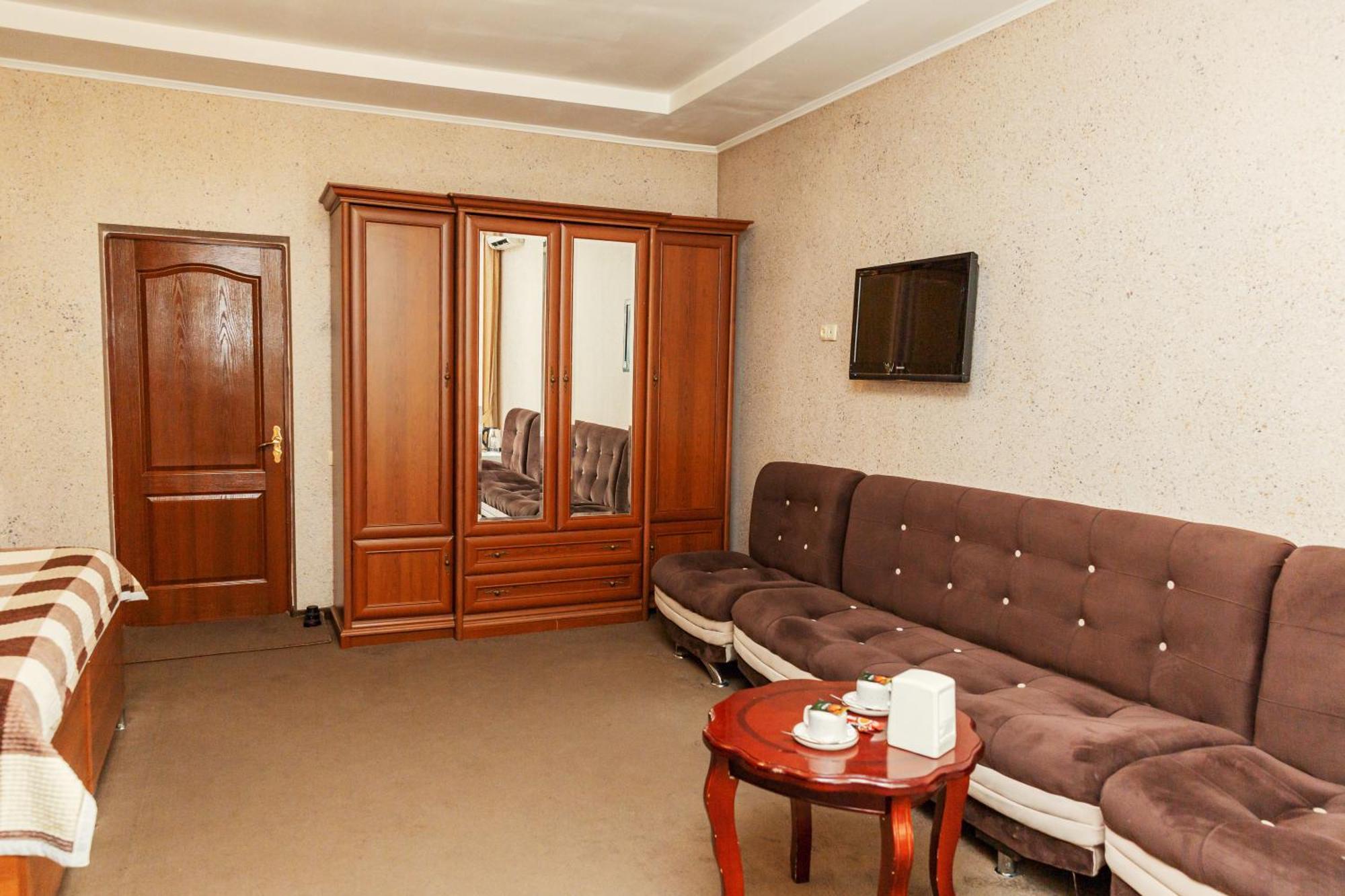 Hotel Ajour Almaty Exterior foto