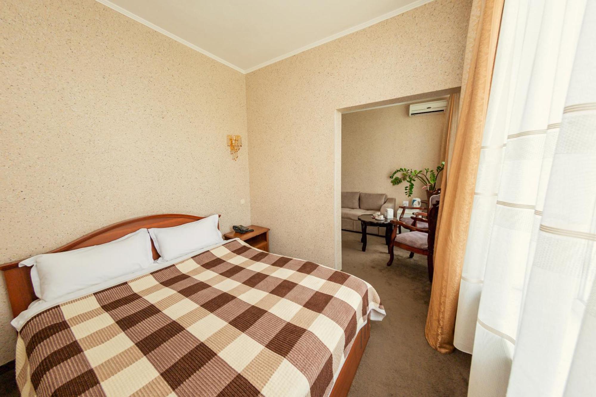 Hotel Ajour Almaty Exterior foto